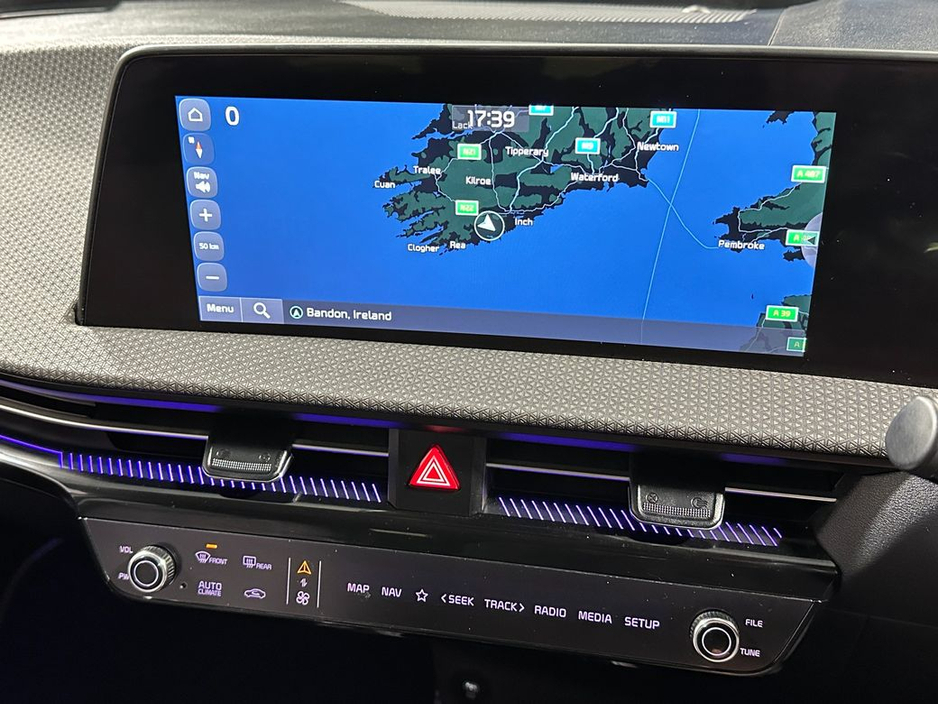 2022 Kia EV6 - image 17