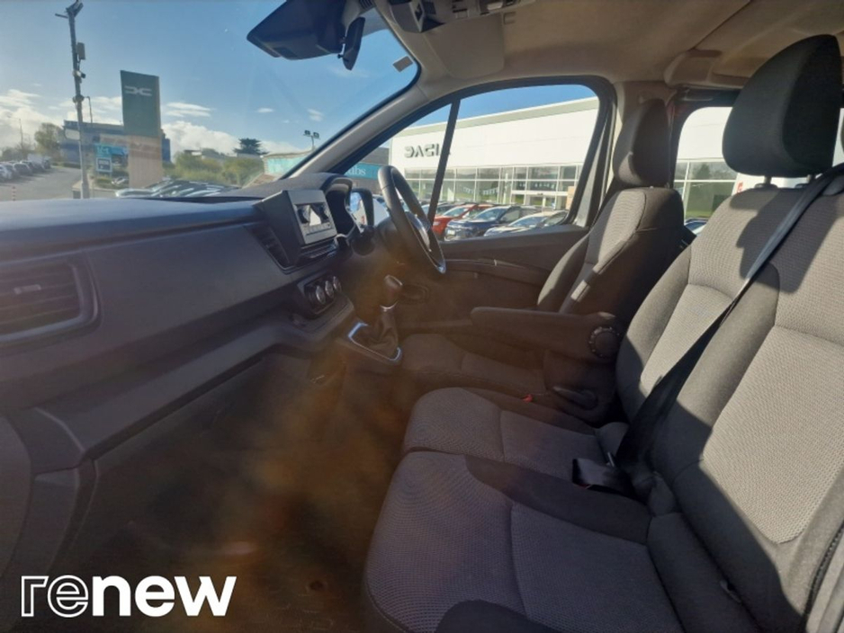 2023 Renault Trafic TRAFIC LL30 ENERGY DCI 150 AUT €52,995