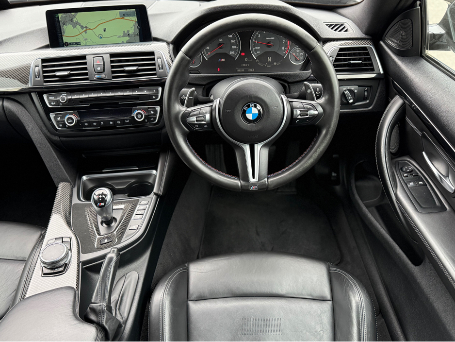 2015 BMW M4 - image 26