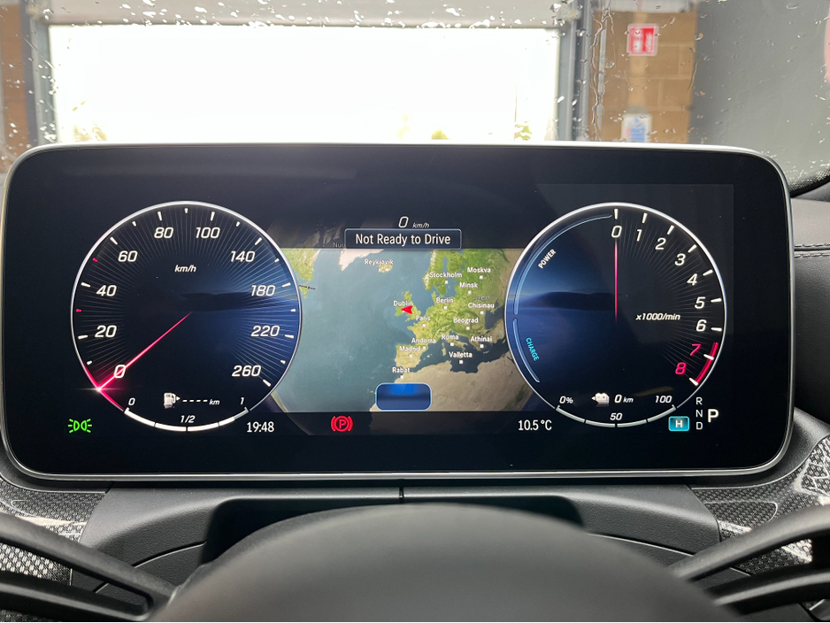 2024 Mercedes-Benz C Class 2024 MERCEDES-BENZ C350E SP 2.0 AUTOMATIC / CRUISE CONTROL / 360° PARKING CAMERA / ELECTRIC MEMORY HEATED REAR & FRONT SEATS / PADDLE SHIFTERS / PANORAMIC SUNROOF / AMBIENT LIGHTS / APPLE CARPLAY €54,950