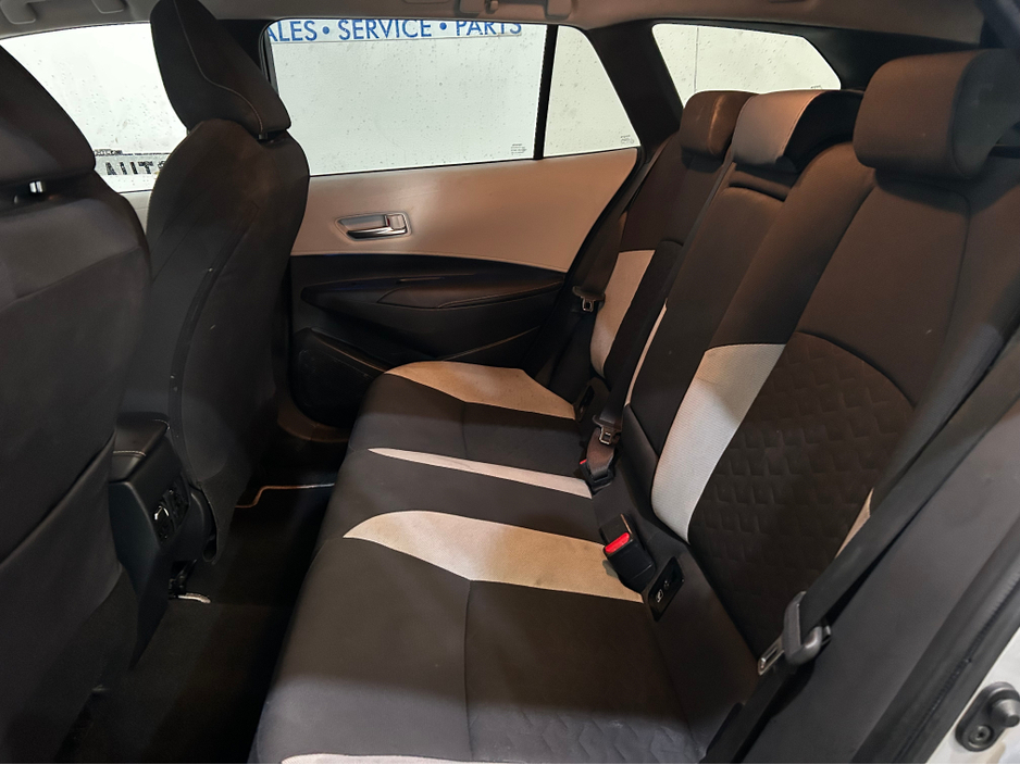 2020 Toyota Corolla - image 9