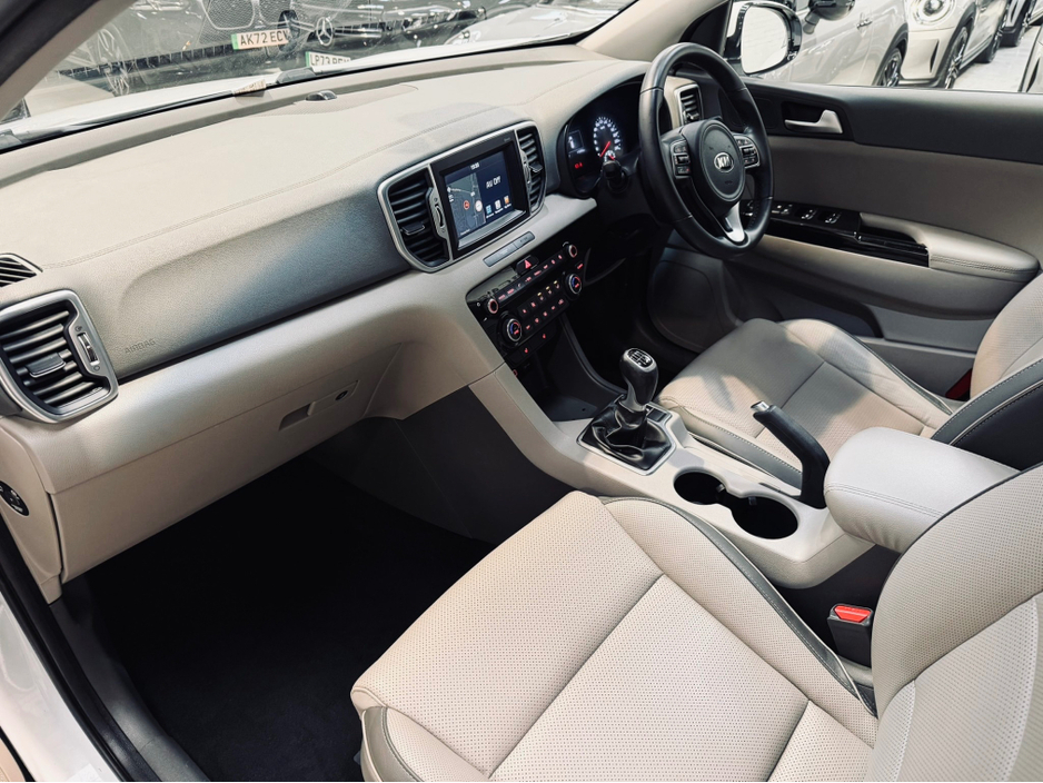 2018 Kia Sportage - image 11