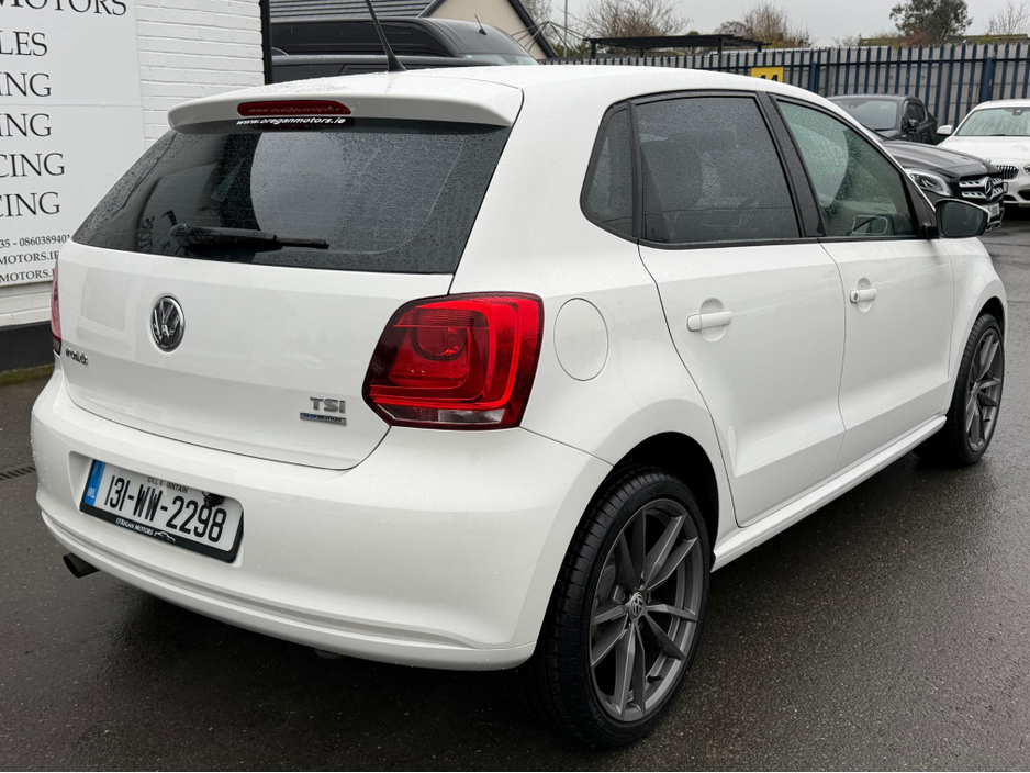 2013 Volkswagen Polo - image 4