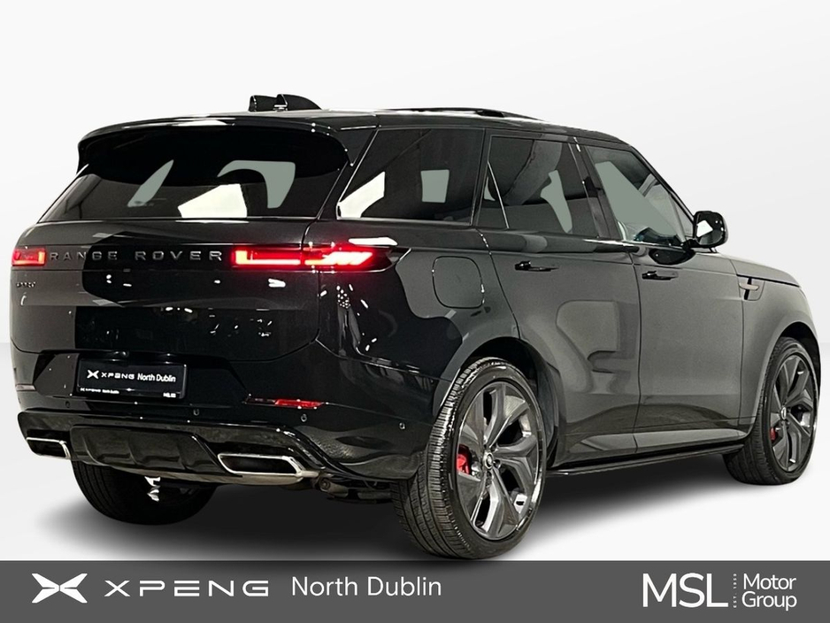 2025 Land Rover Range Rover Sport - image 3