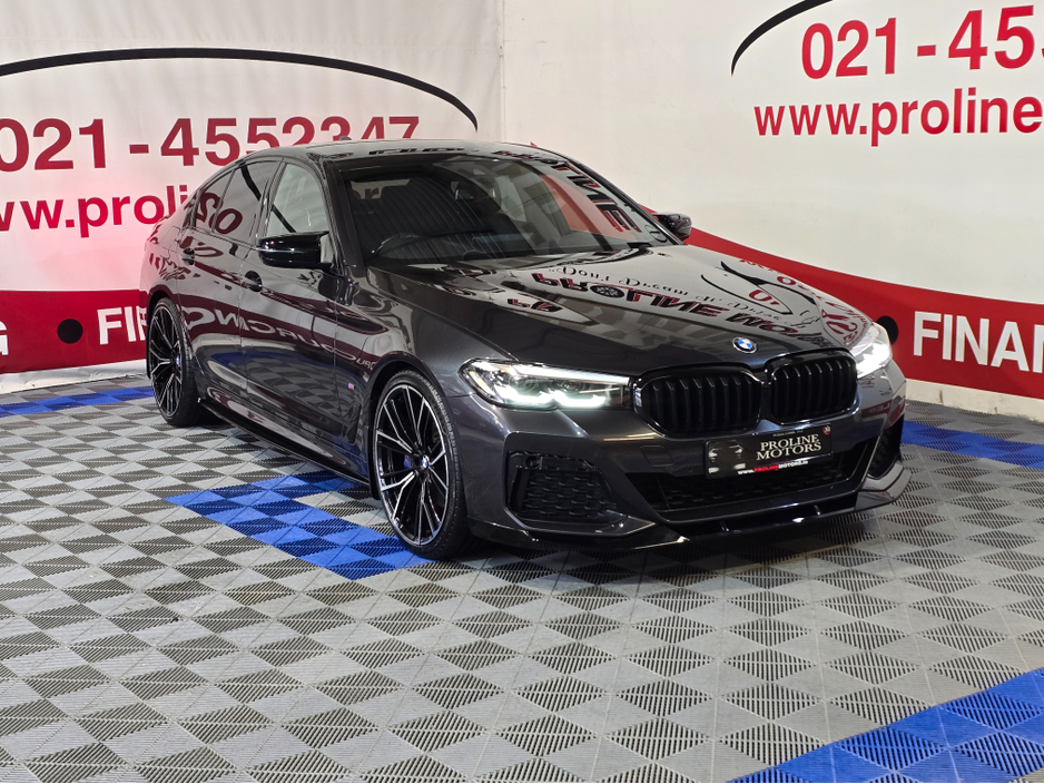 2021 BMW 5 Series - image 3