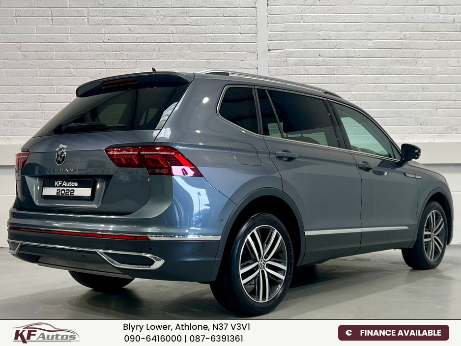 2022 Volkswagen Tiguan - image 6