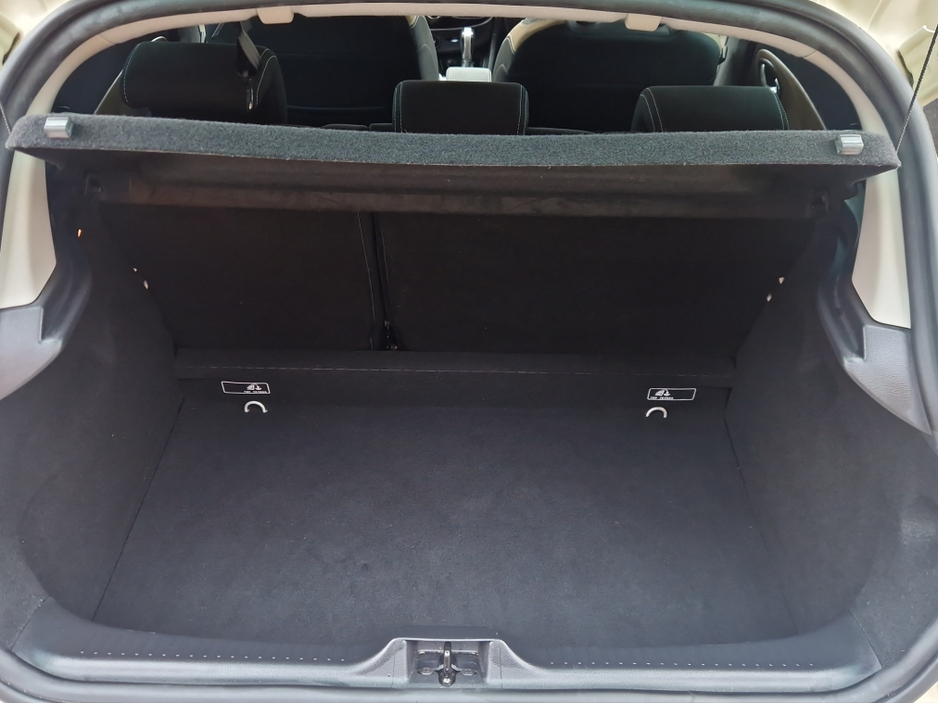 2016 Renault Clio 2016 RENAULT CLIO LUTICIA 1.2 AUTOMATIC €11,495