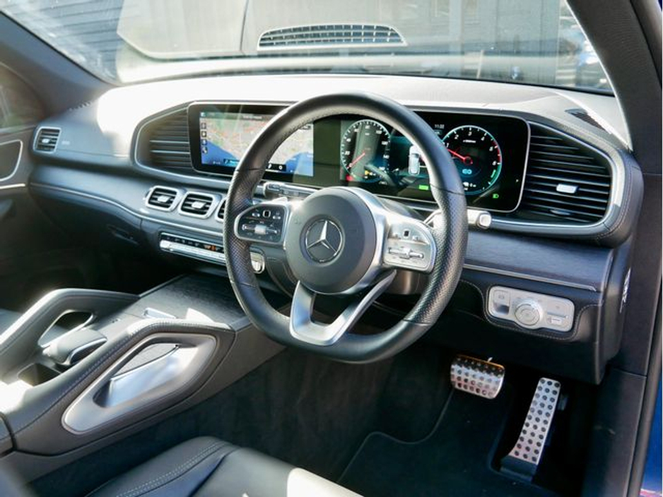 2022 Mercedes-Benz GLE Class - image 17