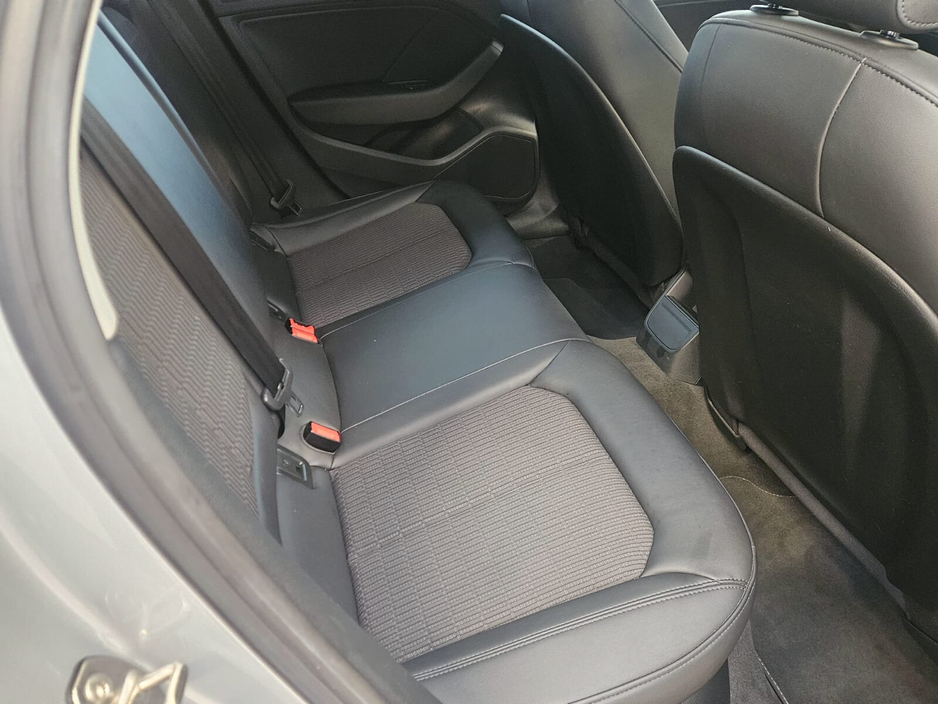 2016 Audi A3 1.6 TDI SE 17