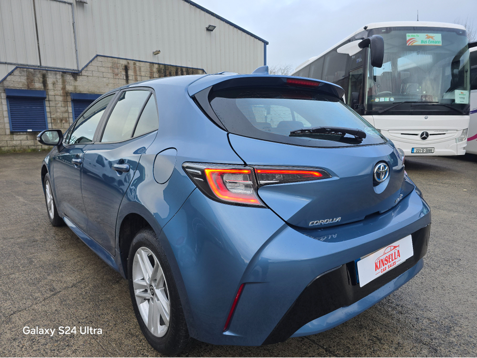 2021 Toyota Corolla HYBRID LUNA H/B AUTO A 4DR €22,850