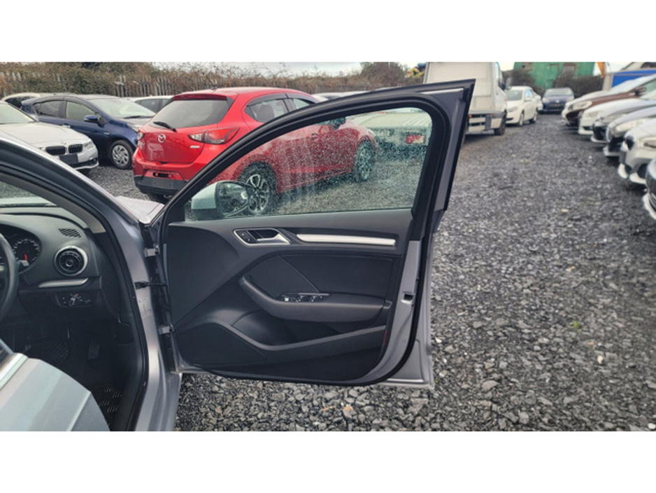 2015 Audi A3 - image 7