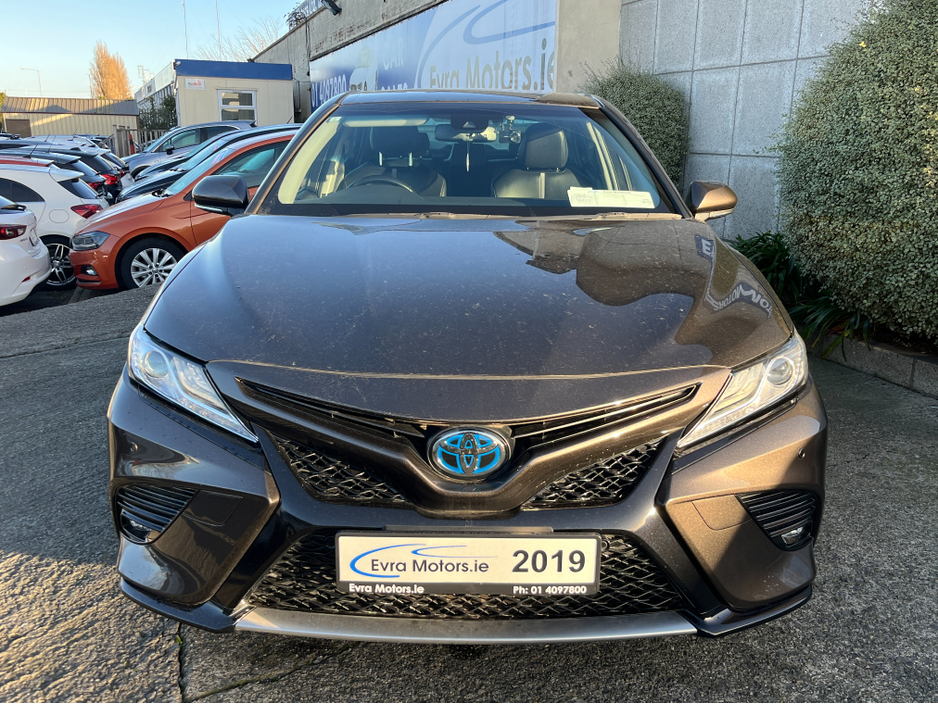 2019 Toyota Camry WS HYBRID AUTOMATIC 2.5 PETROL //KEYLESS ENTRY//ADAPTIVE CRUISE CONTROL//LEATHER SEATS// €24,950
