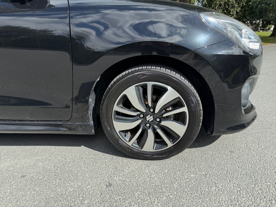 2019 Suzuki Swift - image 14