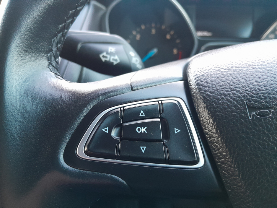 2015 Ford Focus STYLE 1.6 TDCI 95PS 5DR 4DR €8,750