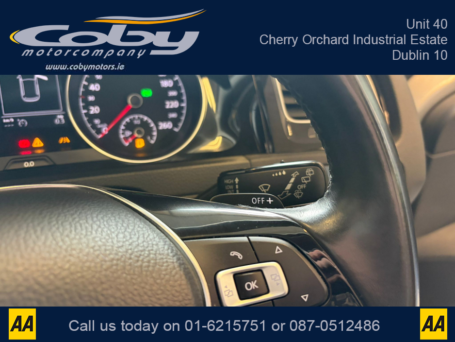 2014 Volkswagen Golf - image 30