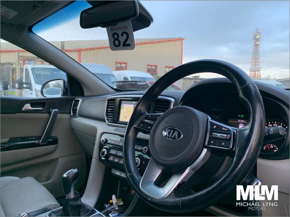 2019 Kia Sportage - image 14