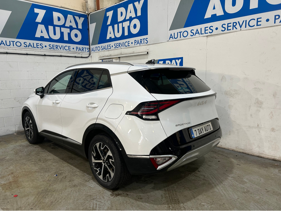 2022 Kia Sportage - image 5