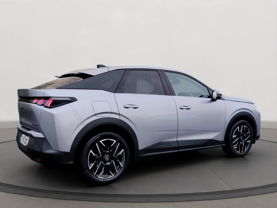 2025 Peugeot 3008 1.2 MHEV 145bhp eDCS6 Allure €41,500