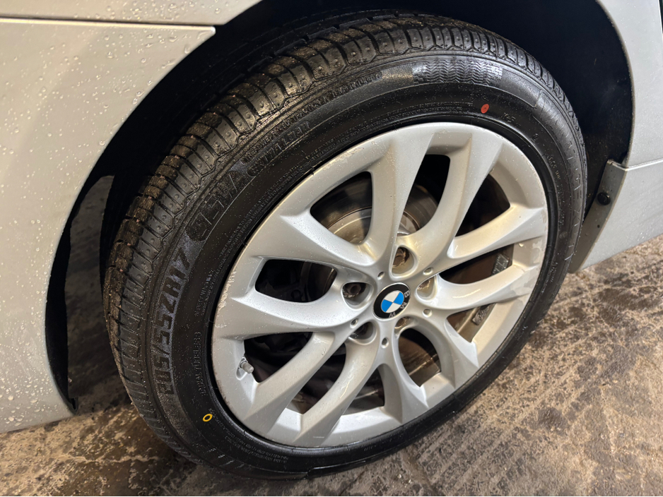 2017 BMW 2 Series Gran Tourer - image 4