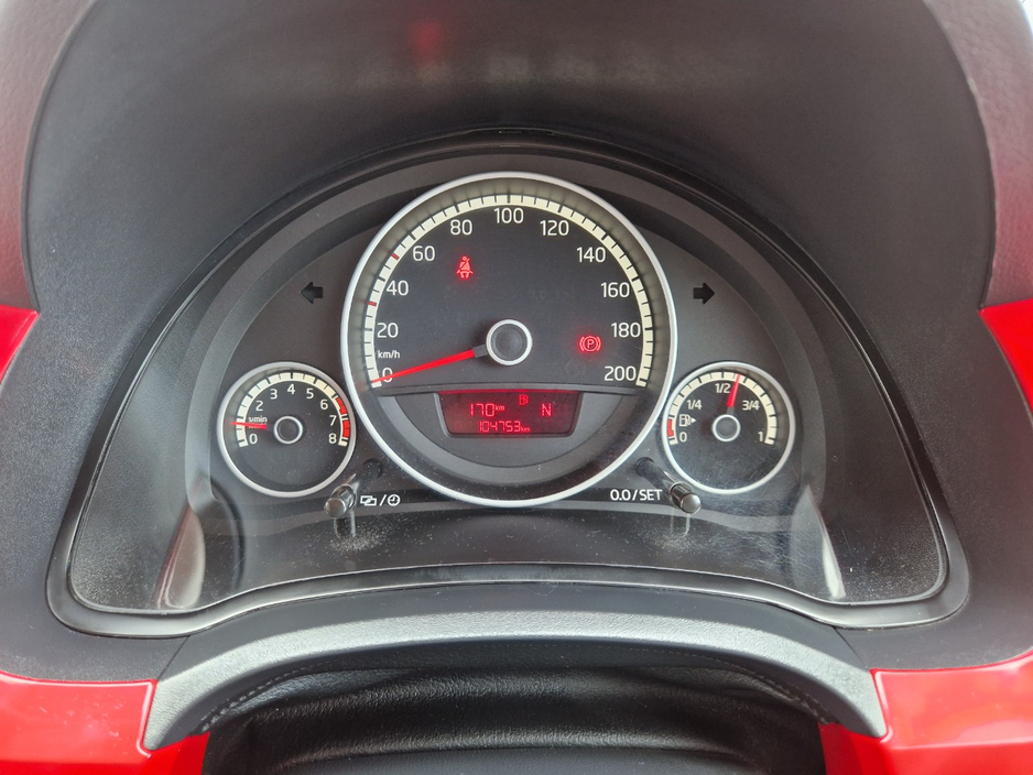 2012 Volkswagen up! - image 28