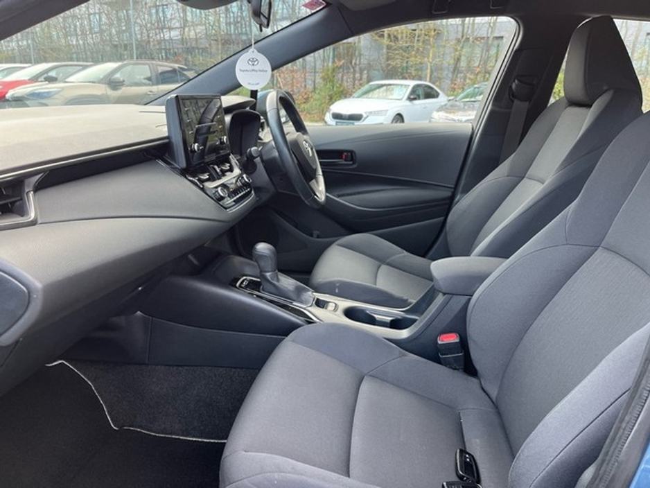 2020 Toyota Corolla - image 6