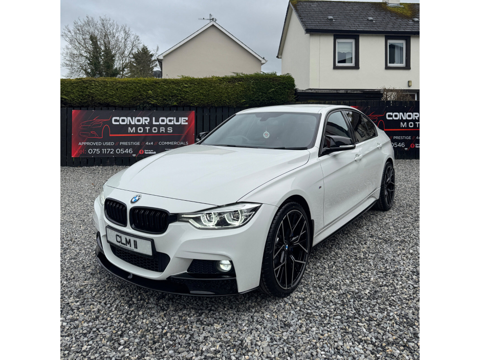 2016 BMW 3 Series - image 14