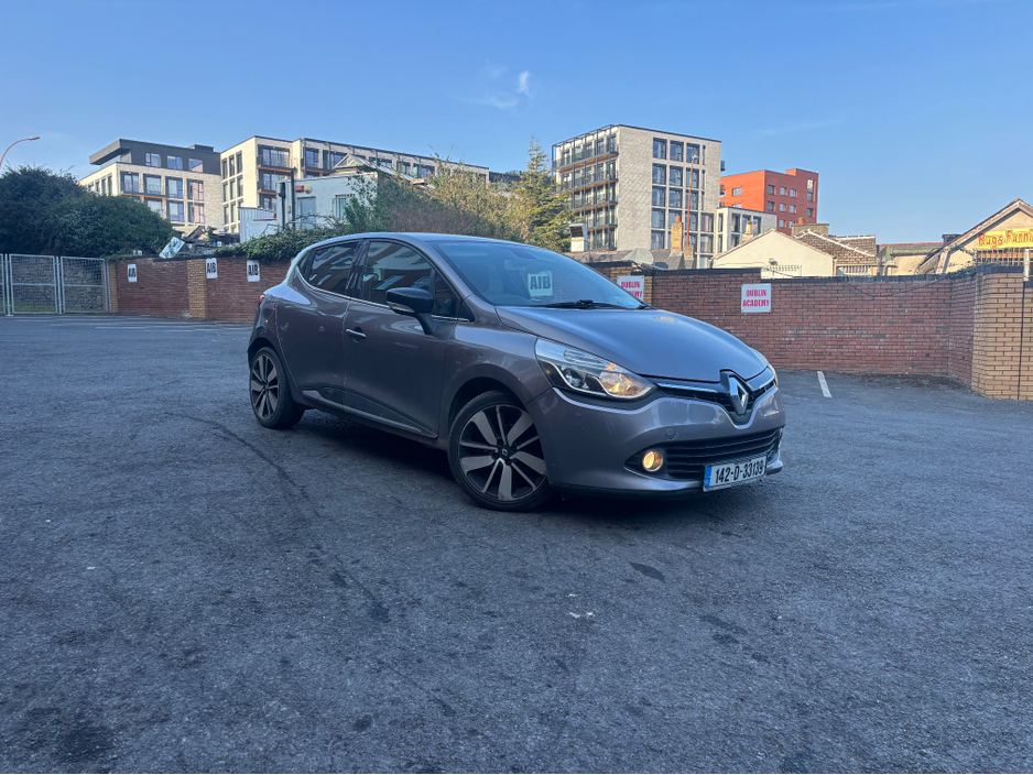 2014 Renault Clio - image 3