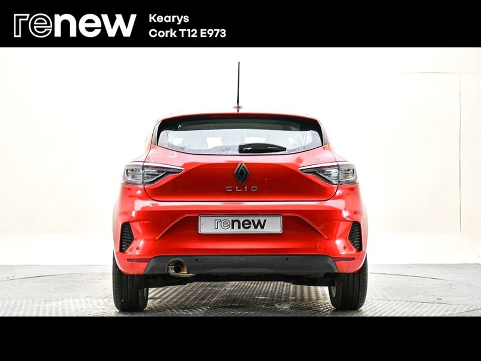 2025 Renault Clio - image 10