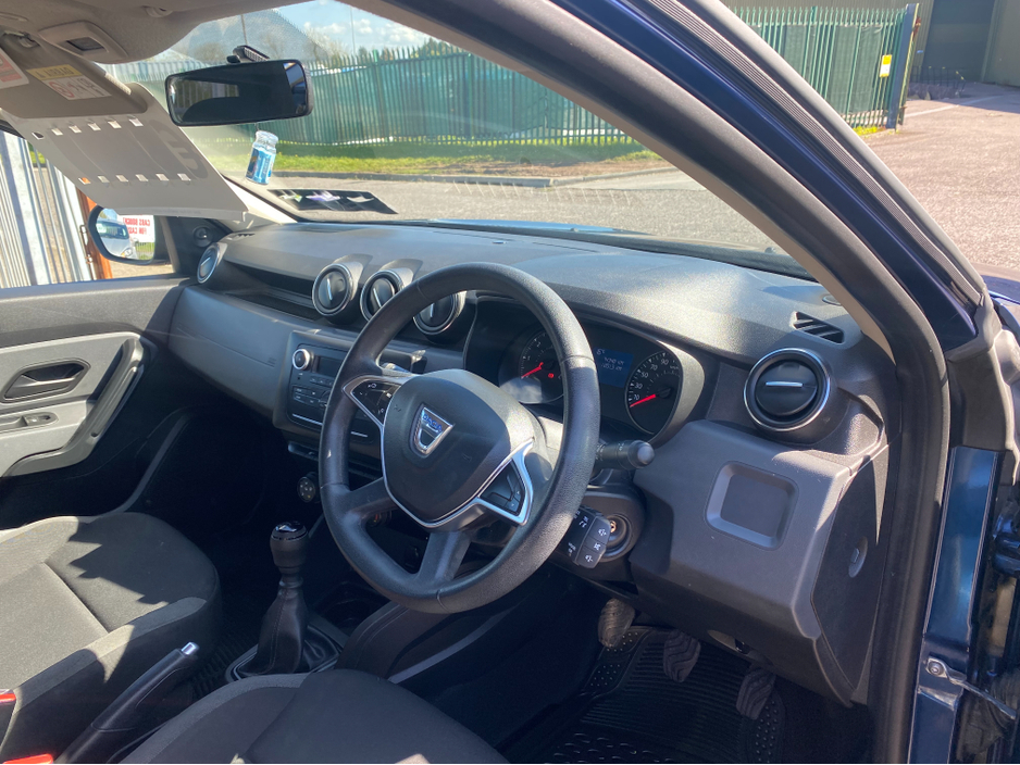 2019 Dacia Duster - image 13