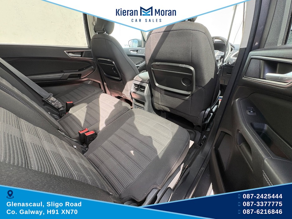 2017 Ford Galaxy - image 13