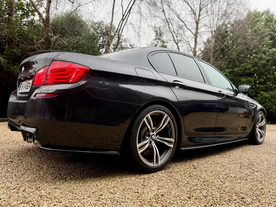 2016 BMW M5 F.BMW.S.H* €41,950