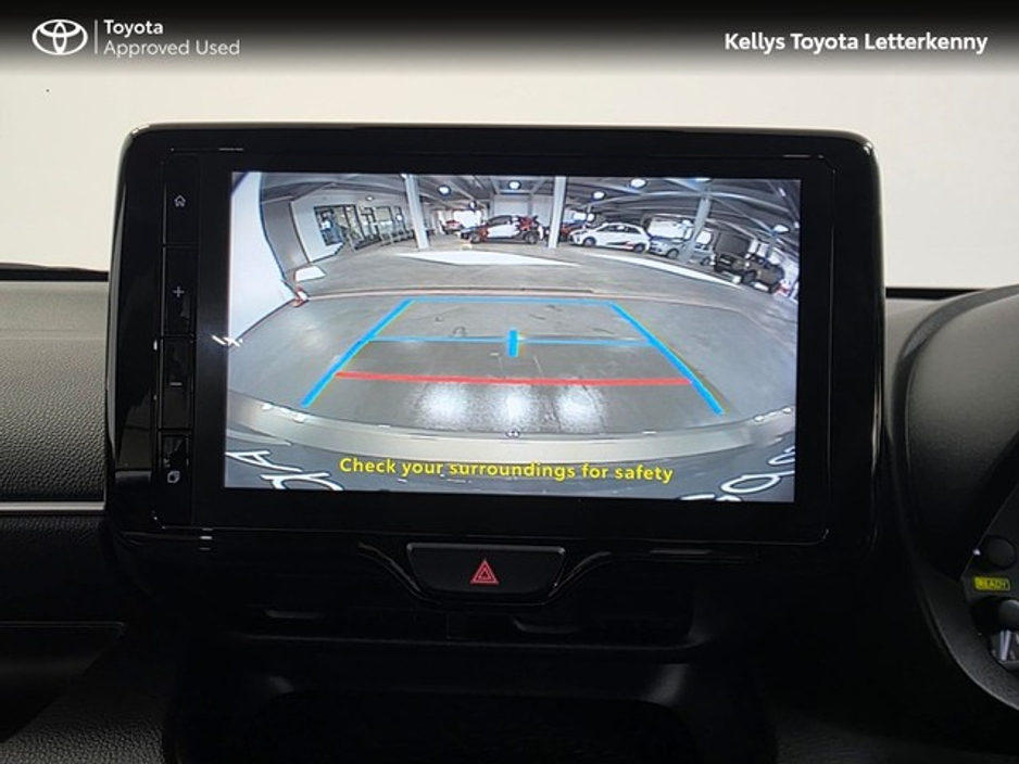 2025 Toyota Yaris Yaris Hybrid 115 Luna #103 €25,995