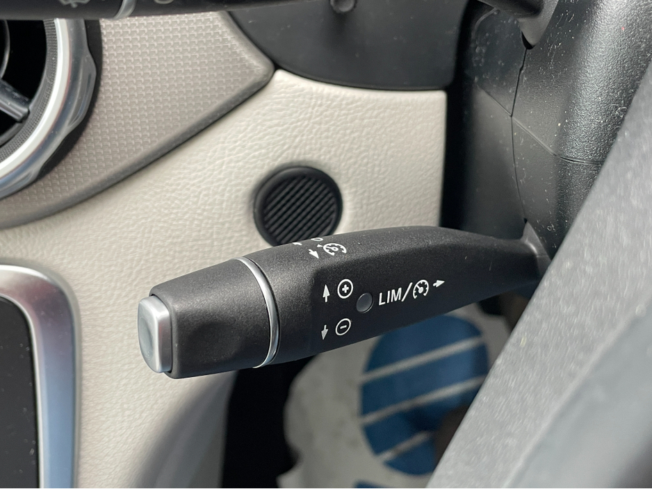 2018 Mercedes-Benz GLA Class - image 11