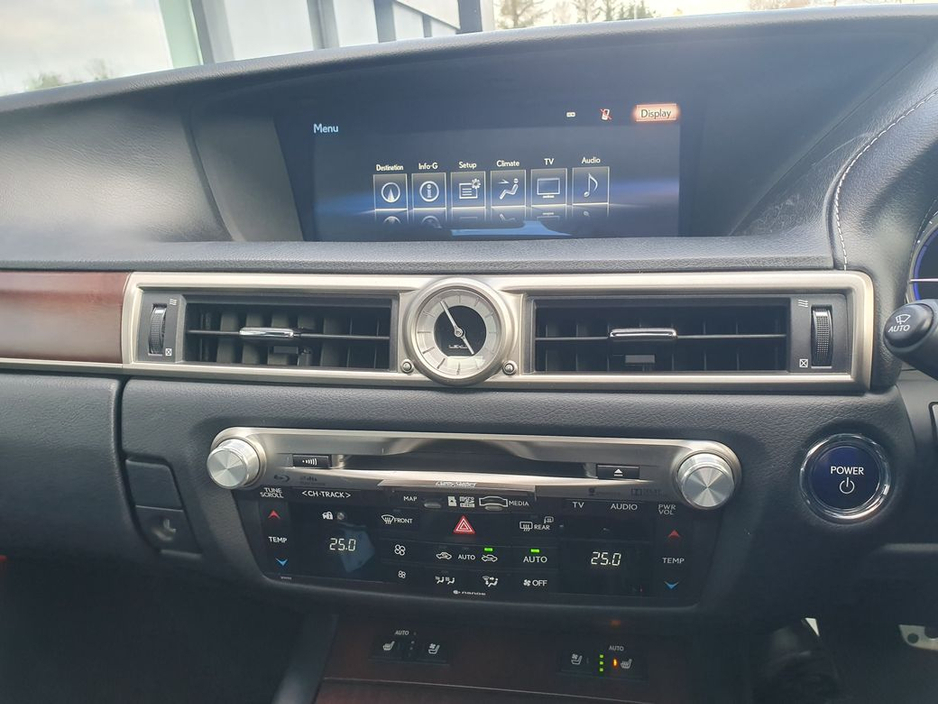 2014 Lexus GS 450 h - image 16