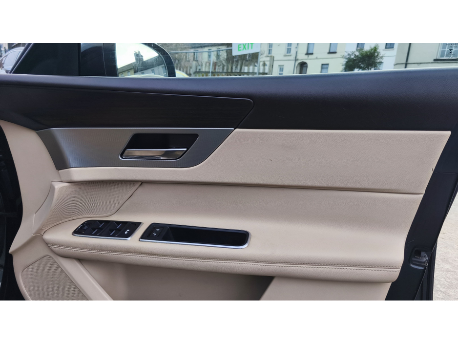 2016 Jaguar XF 2.0 D RWD PRESTIGE AUTO AA Approved 1 Year Warranty €14,950