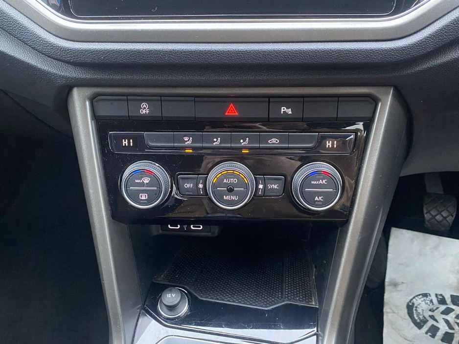 2021 Volkswagen T-Roc Design 1.0 TSI M6F 110HP 5DR €22,995