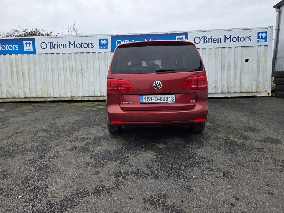 2015 Volkswagen Touran 1.4 tfsi hi line auto €15,200