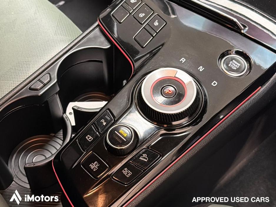 2024 Kia Sportage - image 21