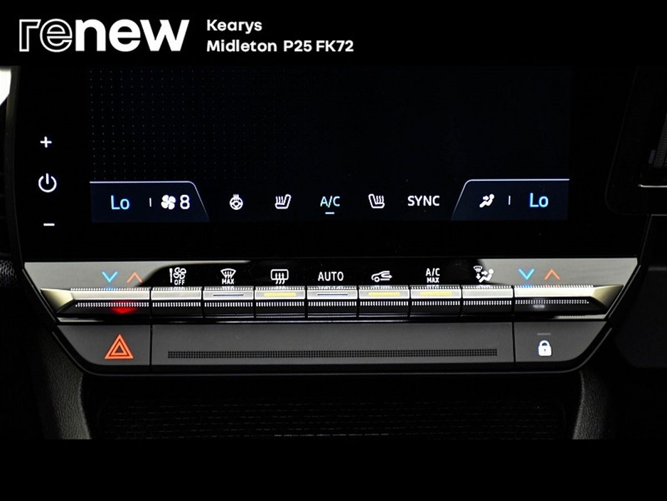 2023 Renault Megane E-Tech Equilibre EV60 220hp €25,990