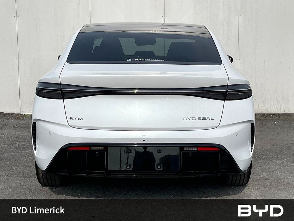 2026 BYD Seal "252 Delivery" Design 82.5kWh RWD - Reversing Camera - Panoramic Roof - Ambient Lighting - Climate Control - Heated Seats - Sat Nav - Keyless Start €49,380