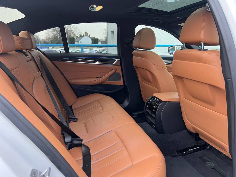 2021 BMW 5 Series 530e LCI M-SPORT COMPETITION 2.0 * HUGE SPEC * // OPENING SUNROOF // LEATHER INTERIOR // HEADS-UP DISPLAY €38,900