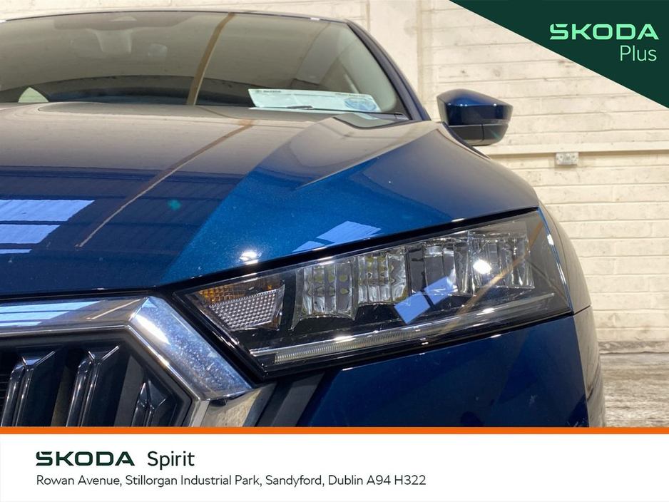 2023 Skoda Octavia - image 17