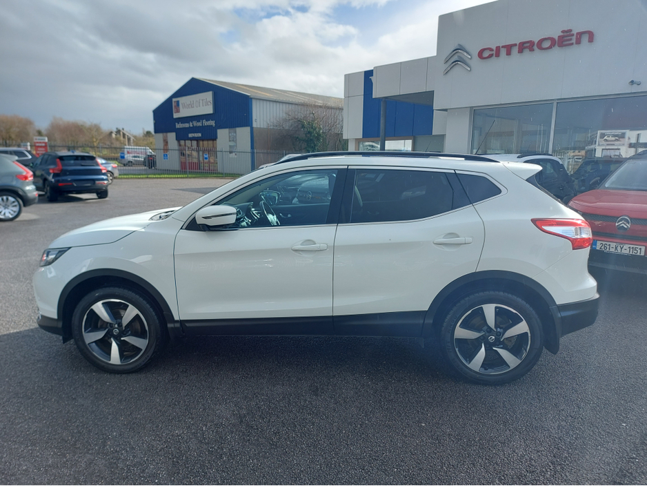 2017 Nissan Qashqai - image 7