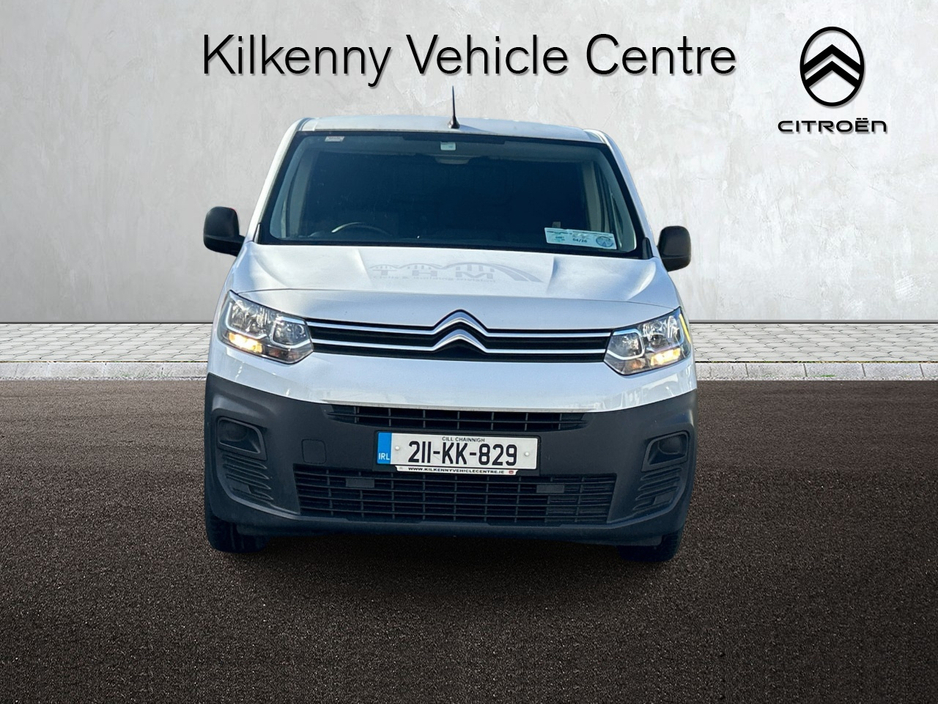 2021 Citroen Berlingo - image 4