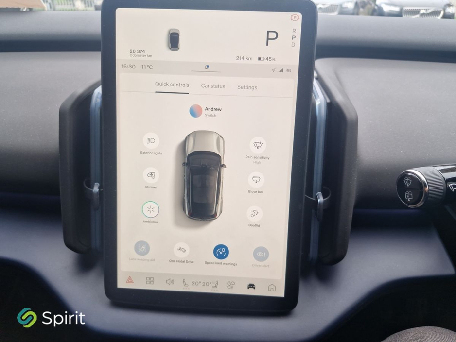 2024 Volvo EX30 - image 11