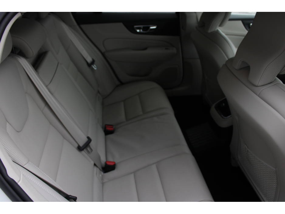 2020 Volvo V60 PHEV T6 340 HP INSCRIPTION 5DR ESTATE AUTO AWD // STUNNING CAR IN MINT CONDITION // VERY RARE CAR // BUY WITH CONFIDENCE AA AND SIMI APPROVED DEALER 2026 // FINANCE ARRANGED // ALL TRADE INS WELCOME €28,950