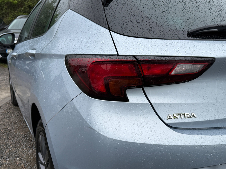 2019 Opel Astra - image 31