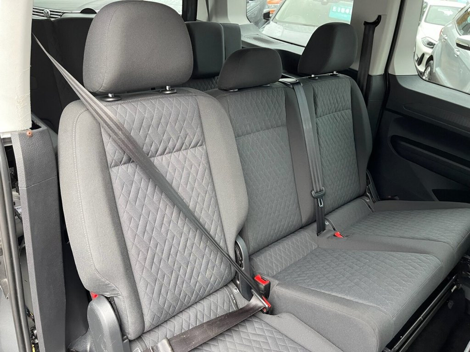 2023 Volkswagen Caddy Maxi 2.0 TDI Life MPV 5dr Diesel DSG Euro 6 (s/s) (122 ps)