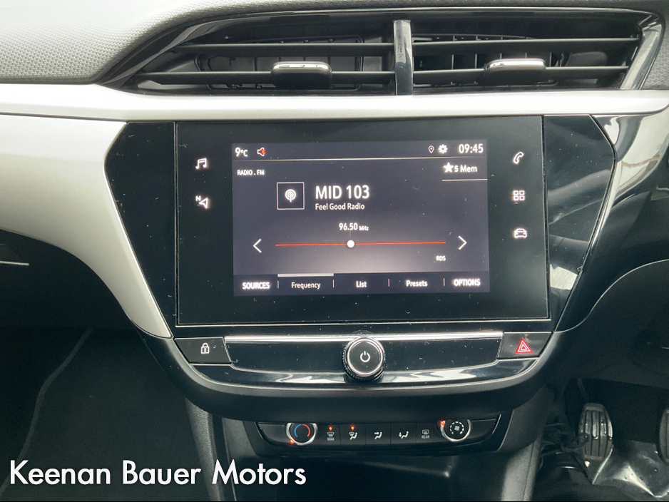 2020 Opel Corsa - image 16