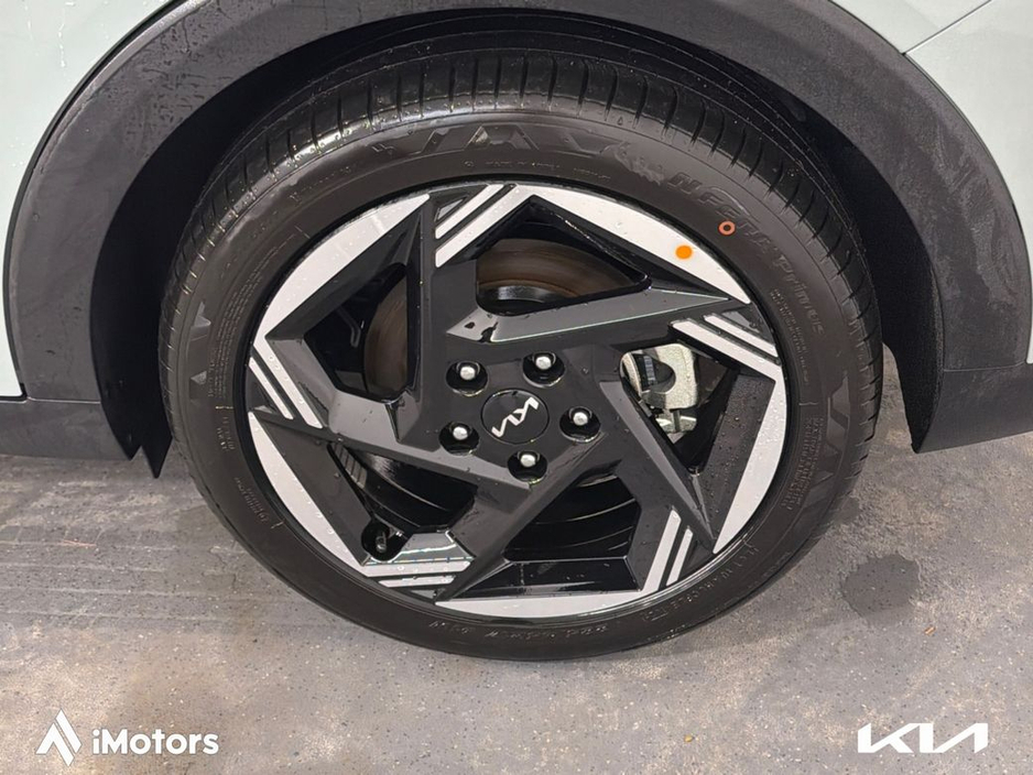 2026 Kia K4 - image 11